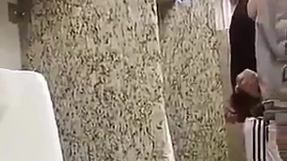 Spy Cruising - ThisVid.com