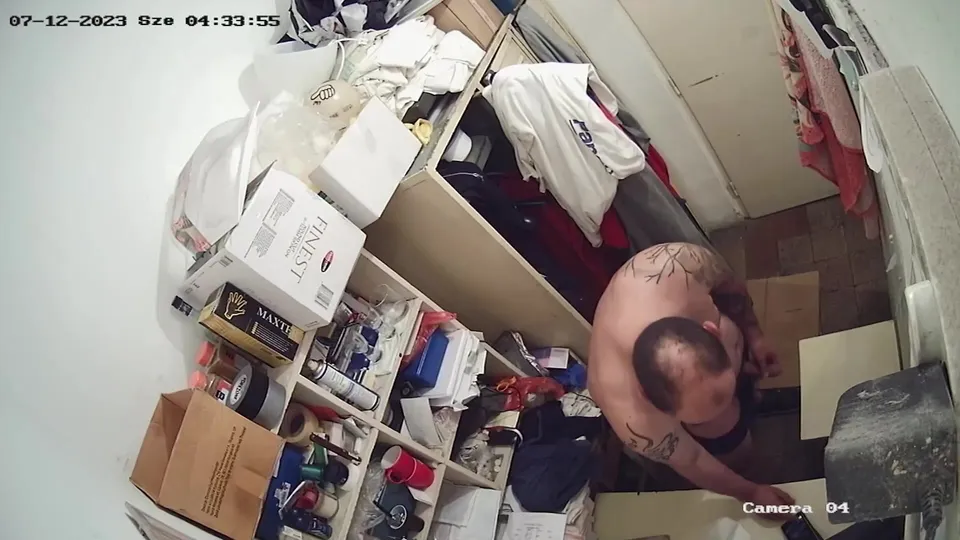 Spy - Hungarian Dad jerking off at work on ipcam - ThisVid.com