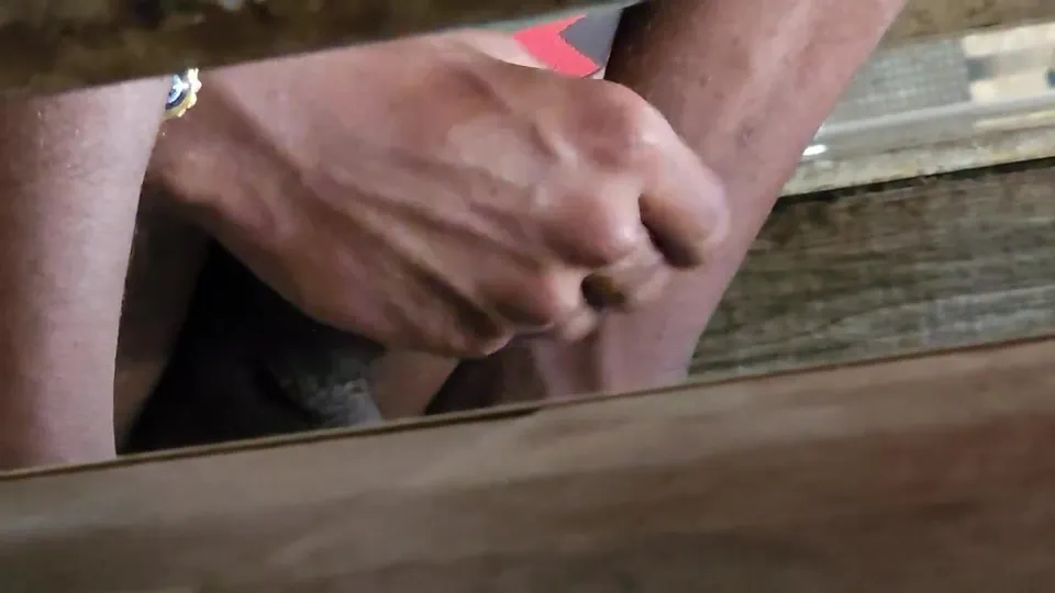 Spy Indian squat jerking 1 - ThisVid.com
