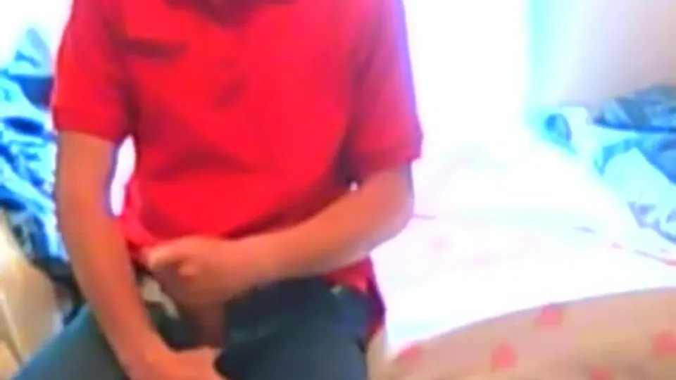 Spy on cousin - video 3 - ThisVid.com