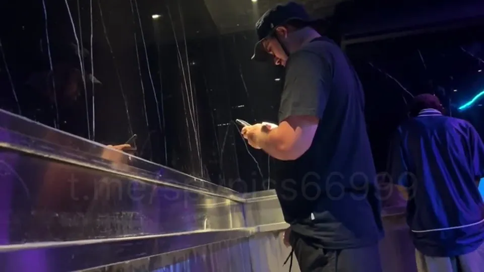 Gioco con l'Urina e Orgasmo