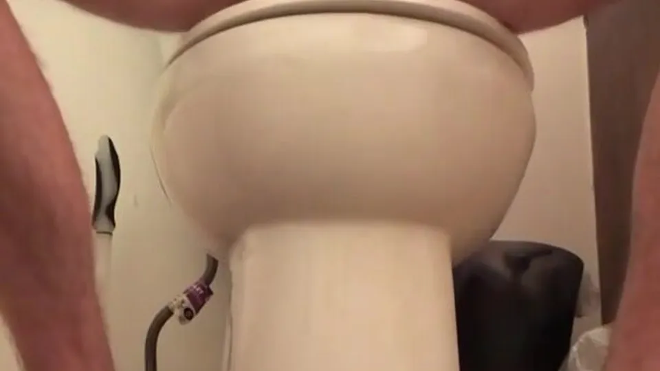 Spying on older brother - ThisVid.com