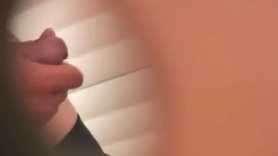 Spying - Turkish guy cumming - video 2 - ThisVid.com