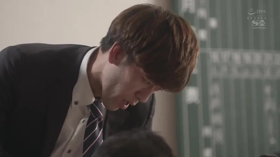 Maxi Dress Lesson Gets Sticky