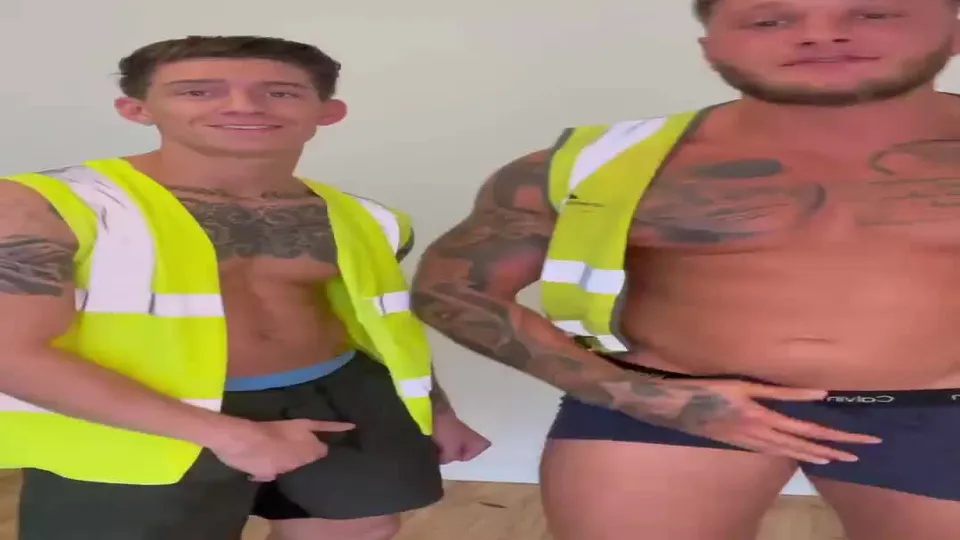 StackedBigG Sizzling Sexy Bisexual Horny Bearded Macho Stud Jerking Off With Other Hotties (17).mp4