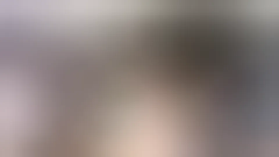 Stiefbruer, warum hast du mir deinen schwanz gezeigt? Jetzt werde ich mit meiner engen nassen muschi darauf sitzen