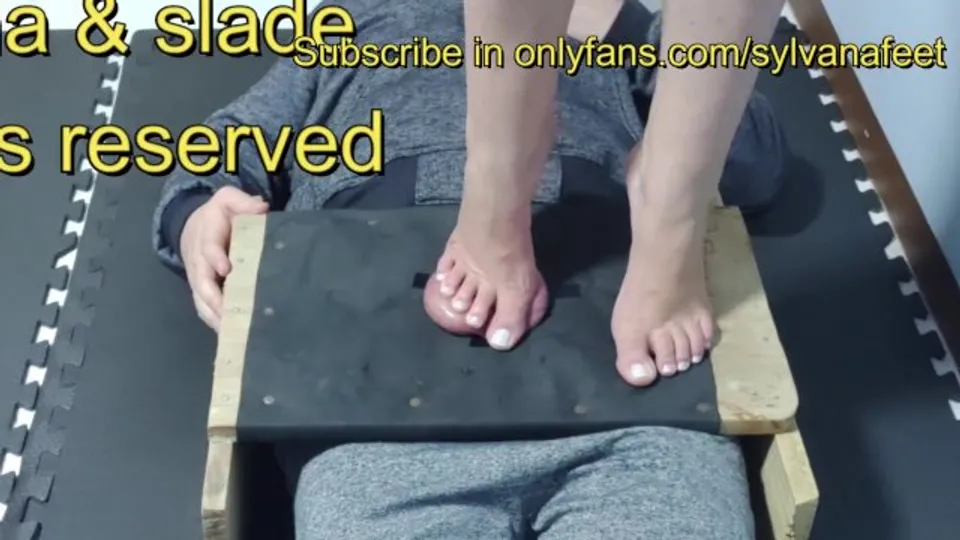 Stomping balls in ballbusting table v 292
