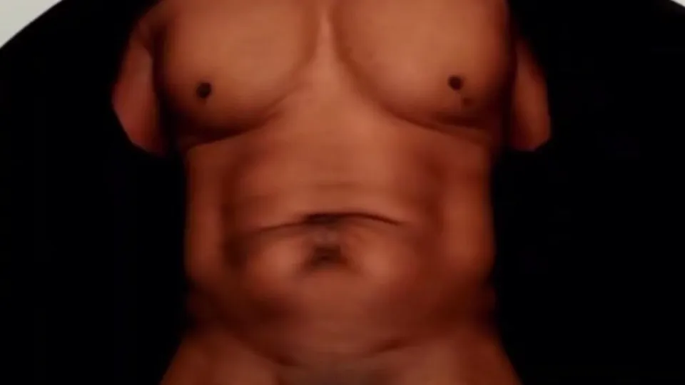 Muscular Hunk Showcases Impressive BBC