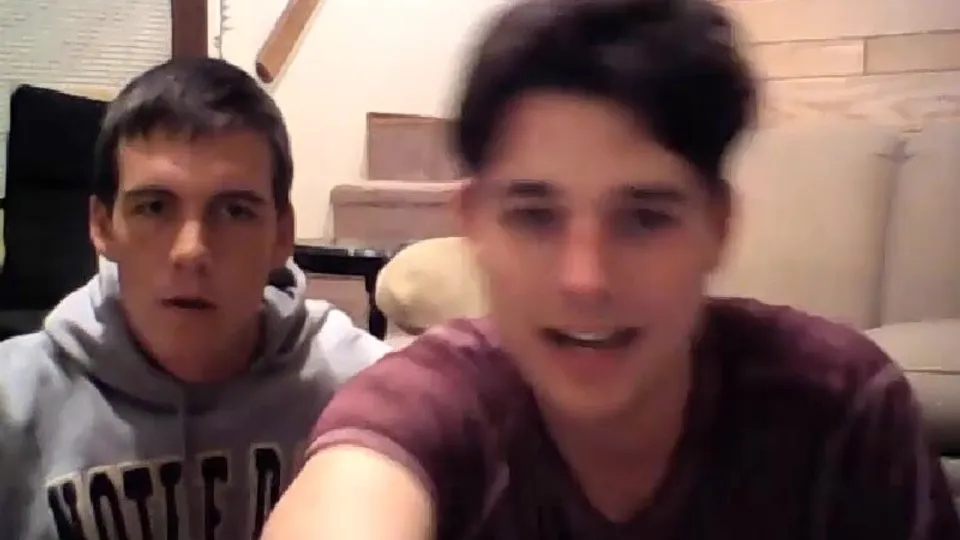 Str8 buddies crossing boundaries for girl - ThisVid.com