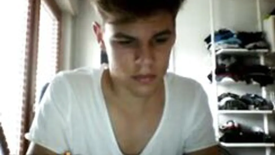Twink Masturbates in House