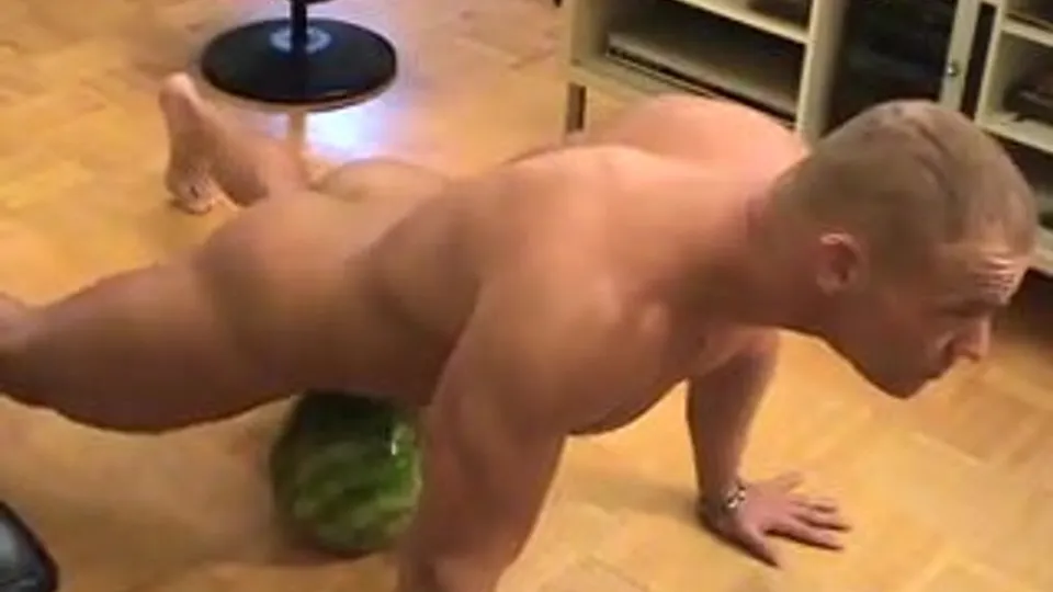Str8 Hunk Fucks a Watermelon - ThisVid.com