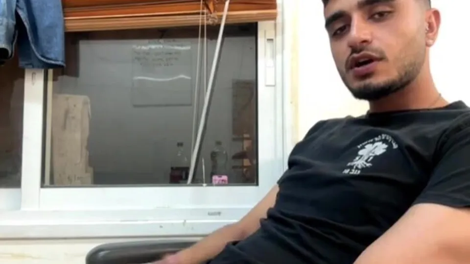 Str8 Man Jerks Off to Smoke