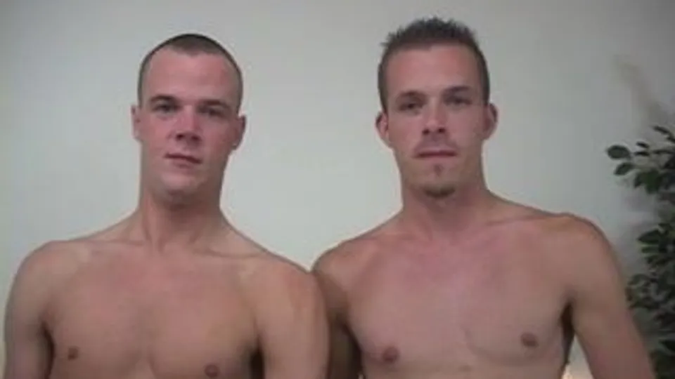 Str8 Jimmy & Austin flip flop
