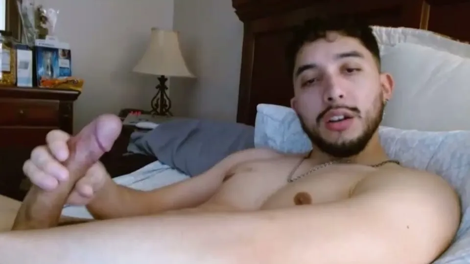 Latin Papi Cums on Chest