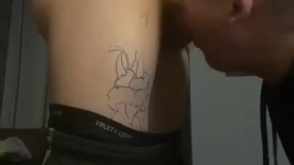Str8 lets fag friend suck (2/2) - ThisVid.com