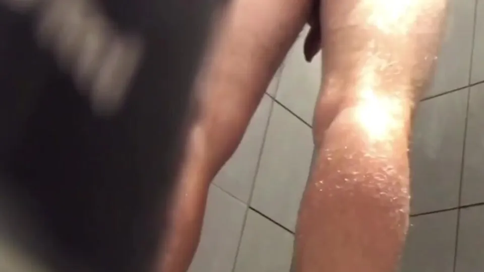 Str8 Spy Shower - ThisVid.com
