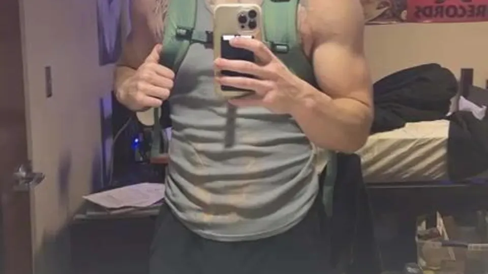Tattooed Str8 Stud in Action