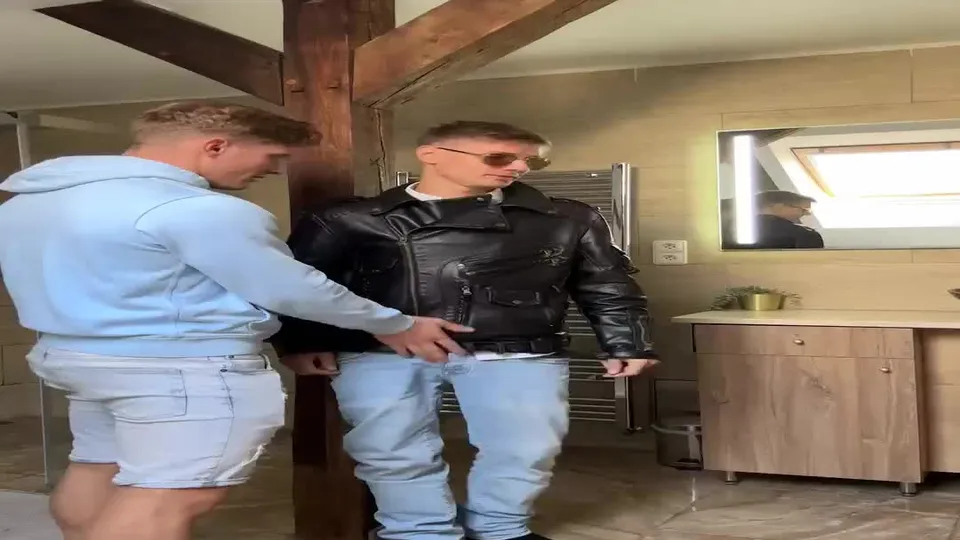Str8MenHunter Playing, Softcore Fun, Dick Sucking, Worshipping, Straight Guys Sucked Off And Fucked (2).mp4