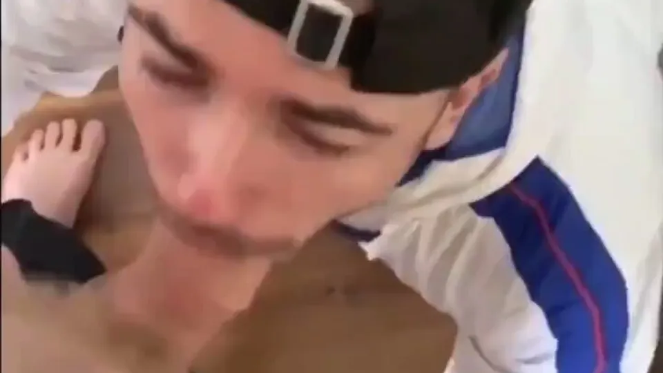 Straight Alpha encourages you to get addicted to porn - ThisVid.com