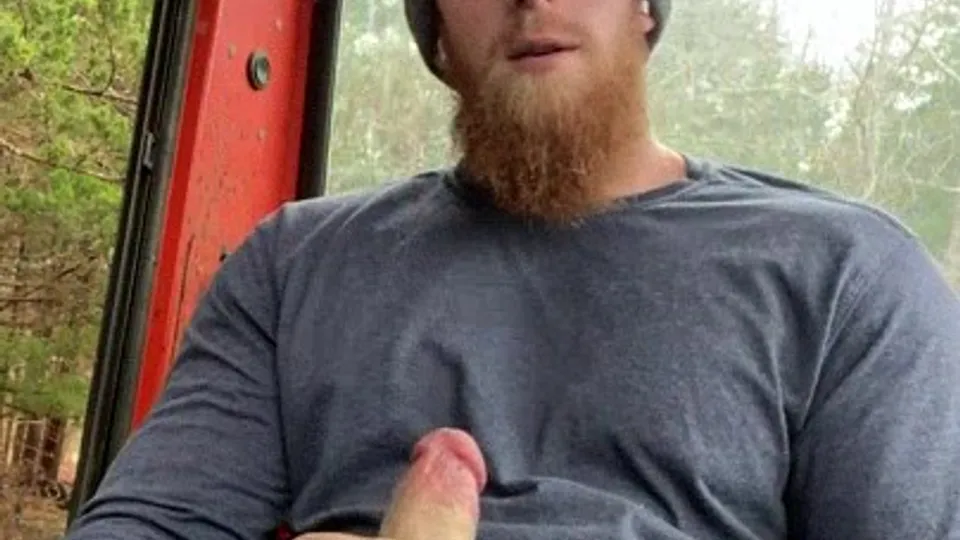 Straight Alpha Redneck Fucker Busts On Company Time - ThisVid.com