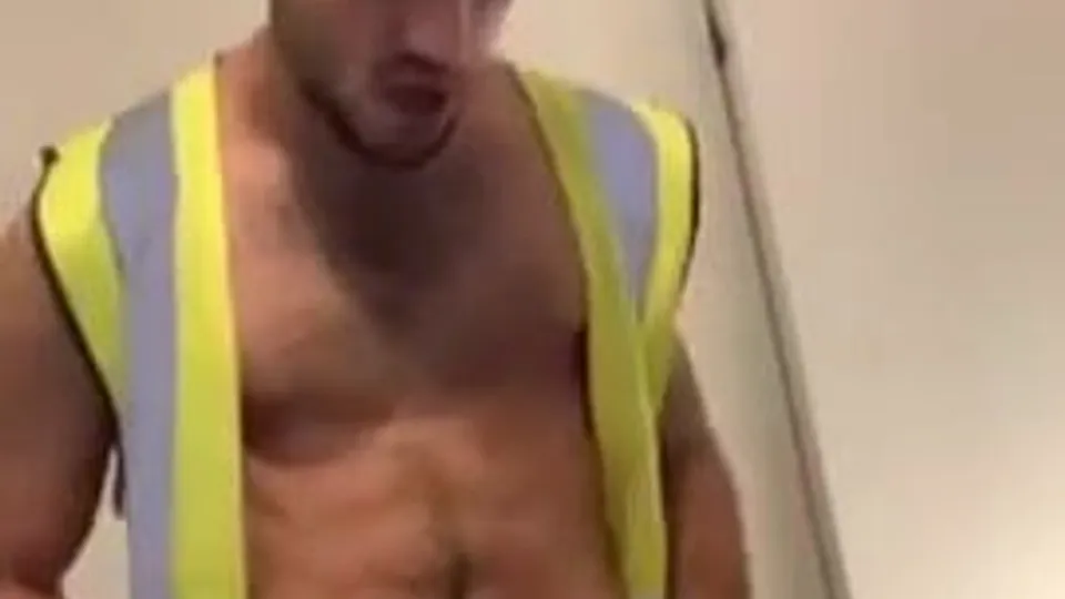 Straight arab worker cums multiple times