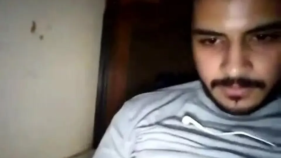 Indian Man Jerks Off on Paper Towel