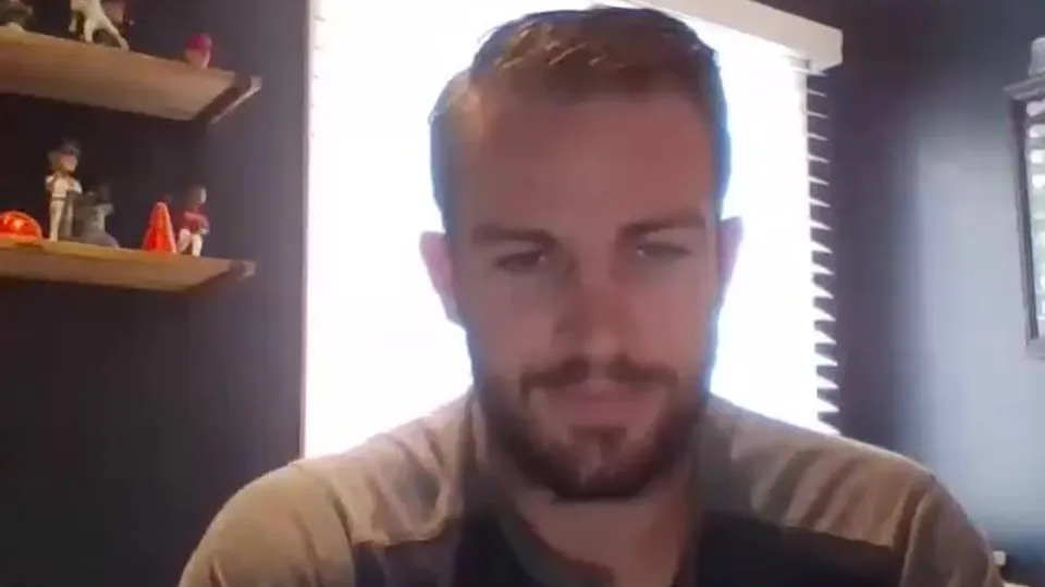 Straight Baited Work Break Masturbation