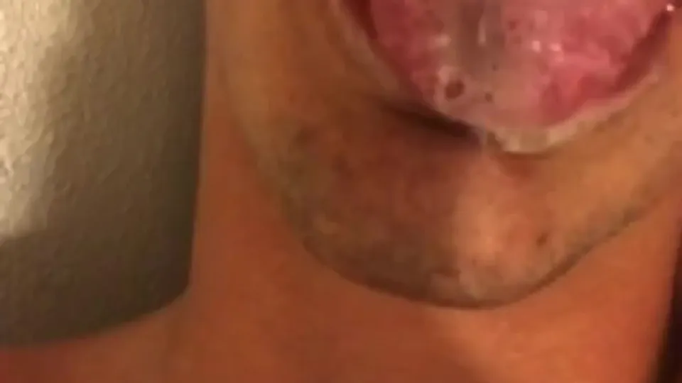 Straight boy plays with his tongue and spit 2 - ThisVid.com