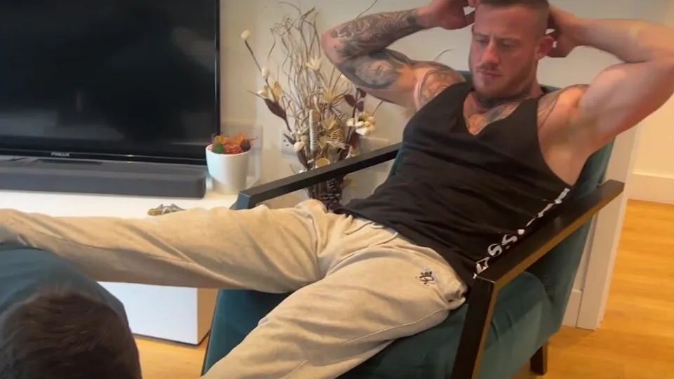Straight feet 3 - ThisVid.com