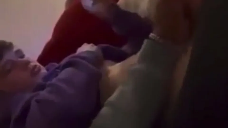 Amigo Hetero se Suelta Sin Esperar