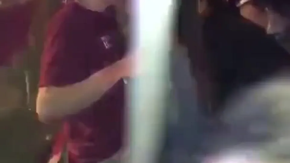 Straight getting dick sucked in club - ThisVid.com