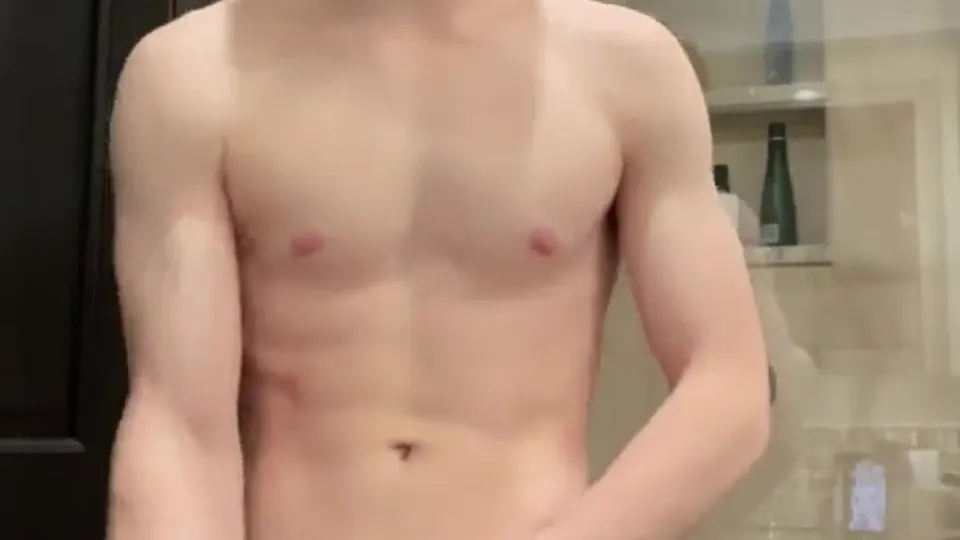 Straight ginger exposed - ThisVid.com