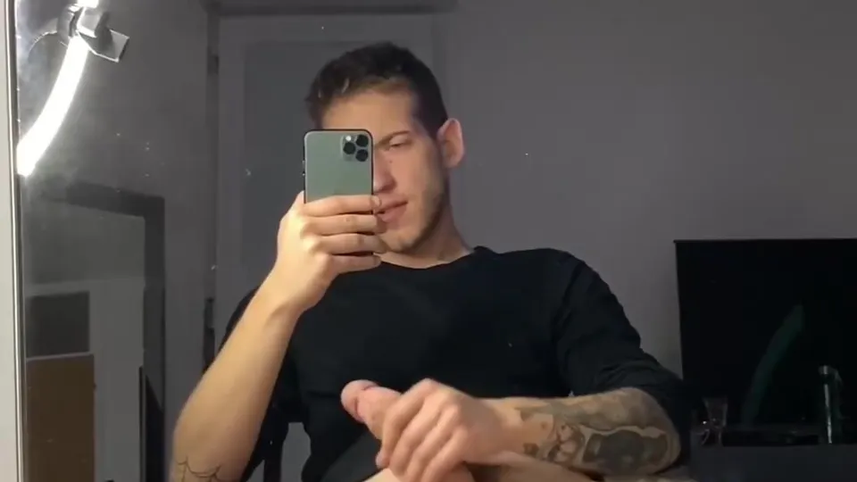 Straight Guy Baited Cum - ThisVid.com