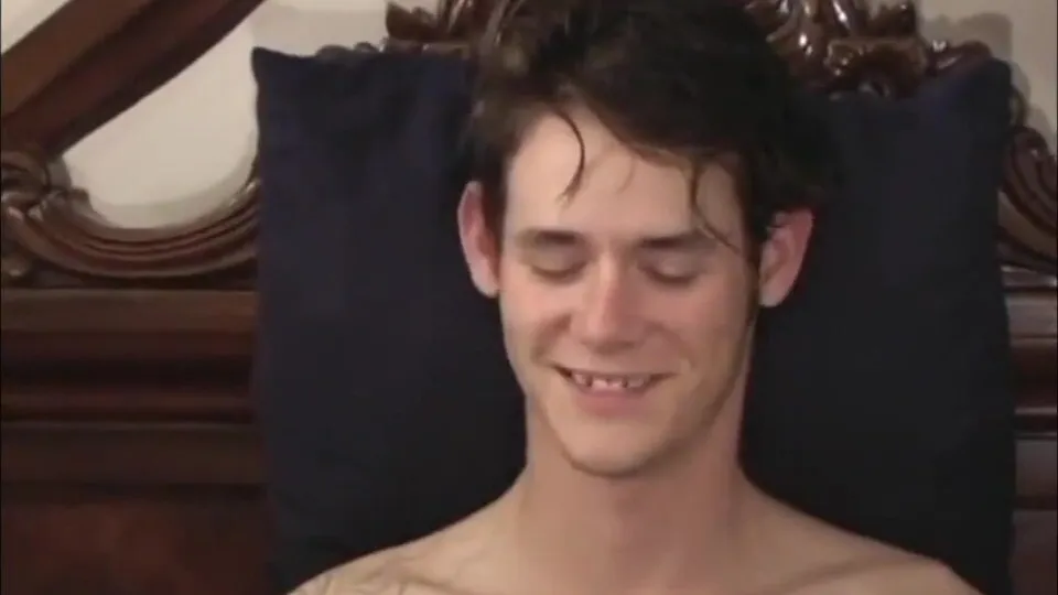 Straight guy being usede - video 2 - ThisVid.com