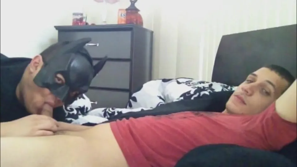 Straight guy jerked off and blown hector 182 - ThisVid.com
