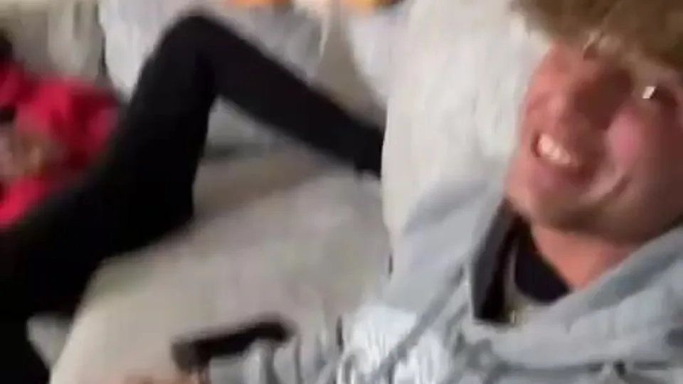 Straight guy stroking by his friend - ThisVid.com