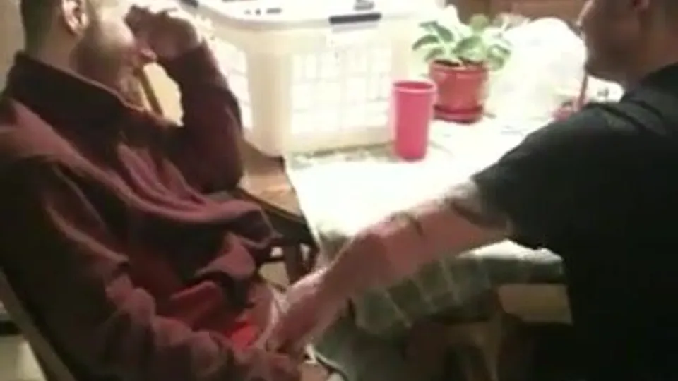 Straight guy sucked by his friend - ThisVid.com