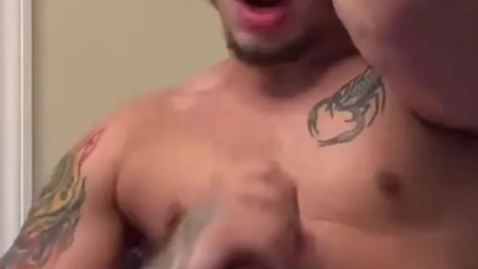 Straight guy with a big cock jerking off - video 8 - ThisVid.com