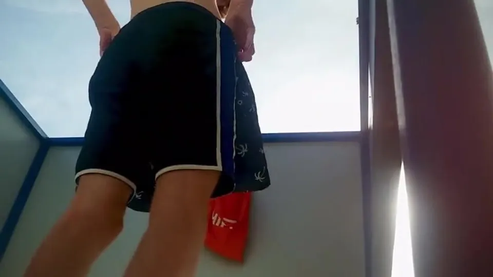 Straight guys taking off their clothes in the locker ro - ThisVid.com
