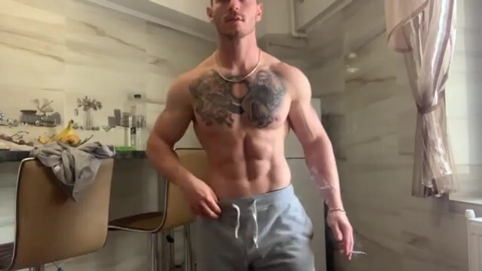 Straight Muscle / Posing / Naked : ALEX GABRIEL - ThisVid.com