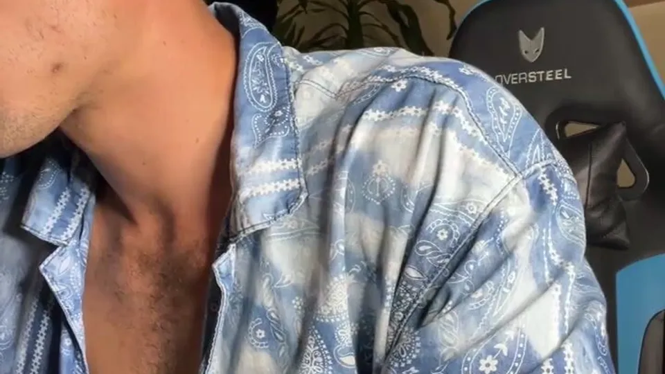 Straight spanish guy shows and fucks girl on stream - ThisVid.com