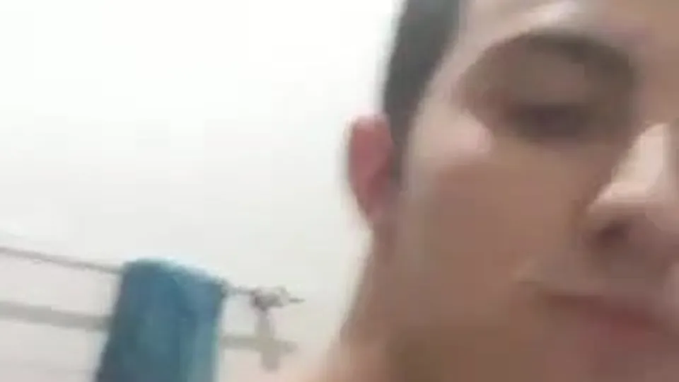 Spanish Wife Caught on Periscope