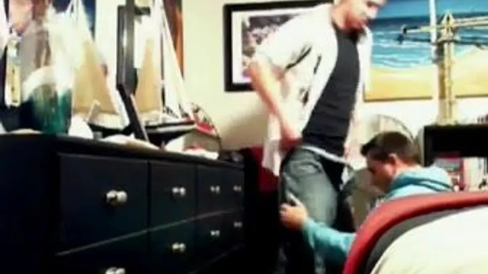 Straight - video 41 - ThisVid.com