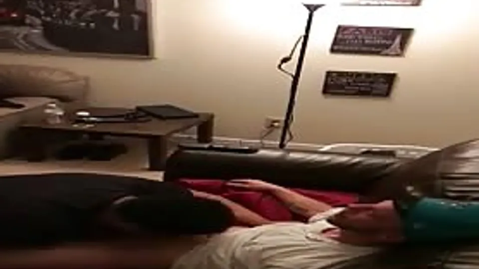 Straight white thug getting sucked 