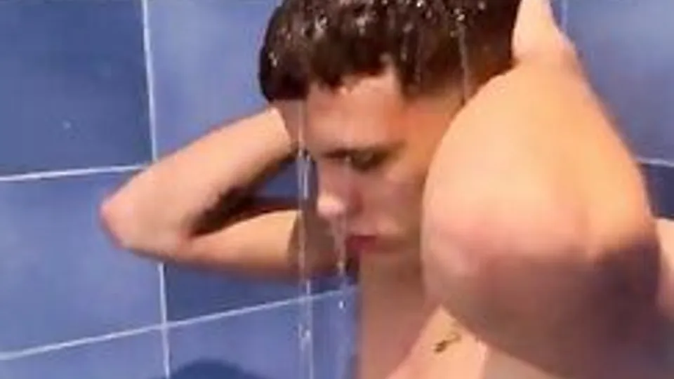 street boy Calvin jerks and gets handjob