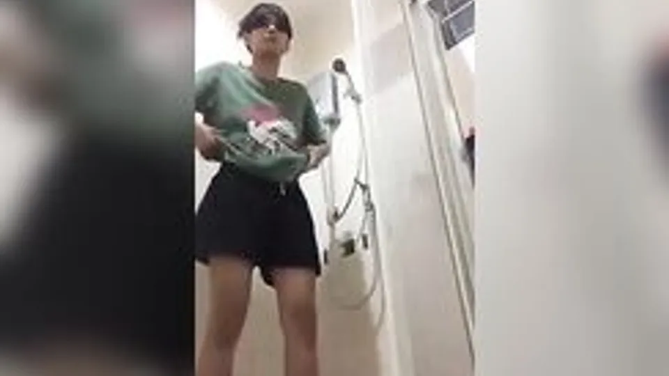 Strip Cam Boys Porn Watch teen cock grow in the shower