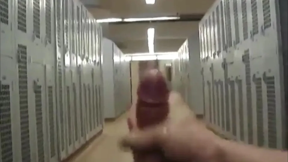 STUDENT JERKS OFF TO DIRTY UNDERWEAR IN LOCKERROOM - ThisVid.com