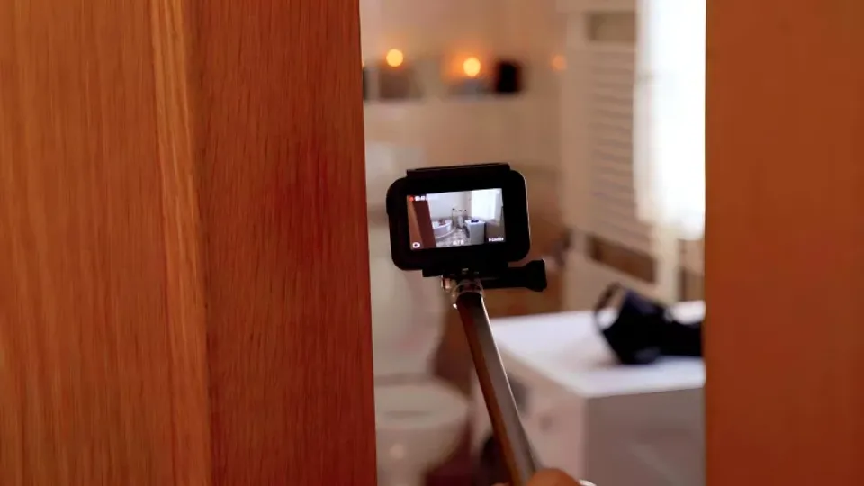 Marilyn Crystal's Deep Throating & Cum Swallowing