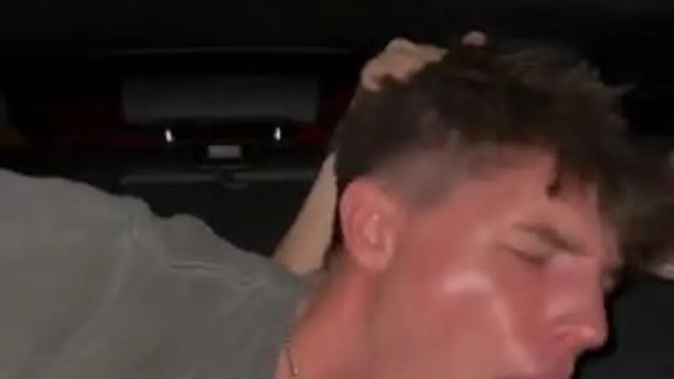 Gay Car Sex: Suck and Fuck