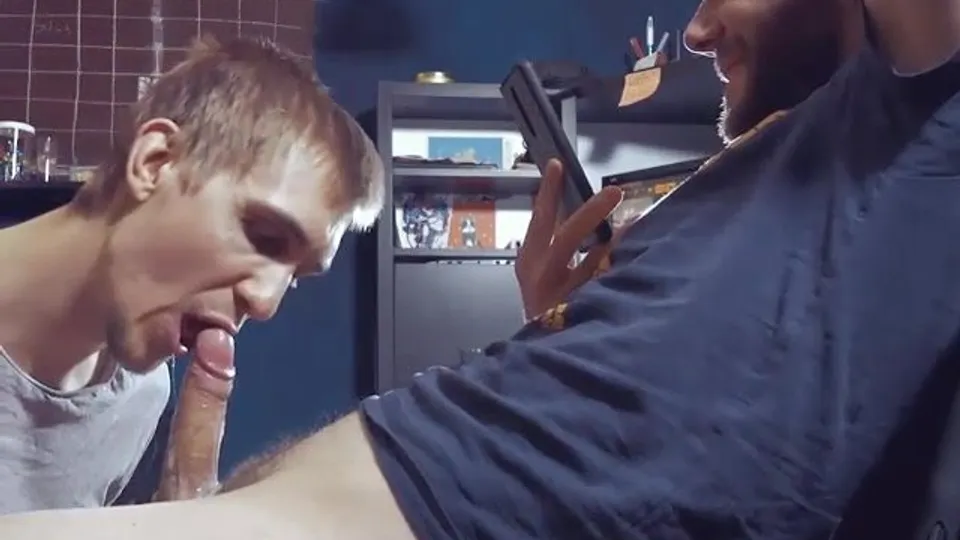 Sucking and cumming - video 2 - ThisVid.com
